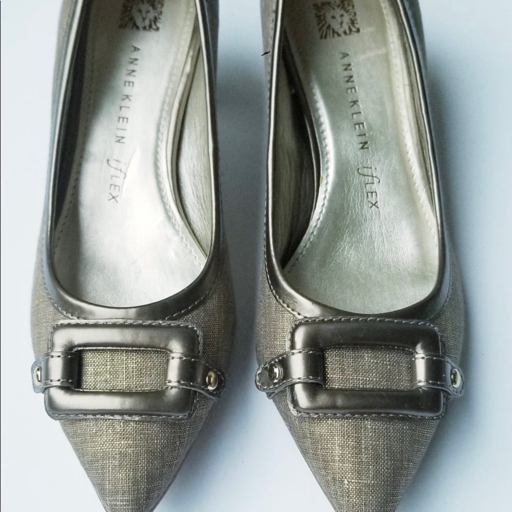 Shoe